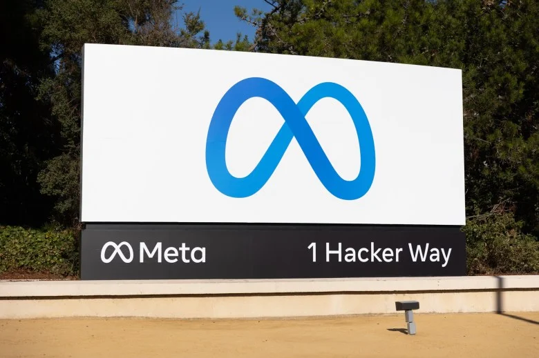 The Meta sign at 1 Hacker Way in Menlo Park on Oct. 28, 2021. Photo by Magali Gauthier.