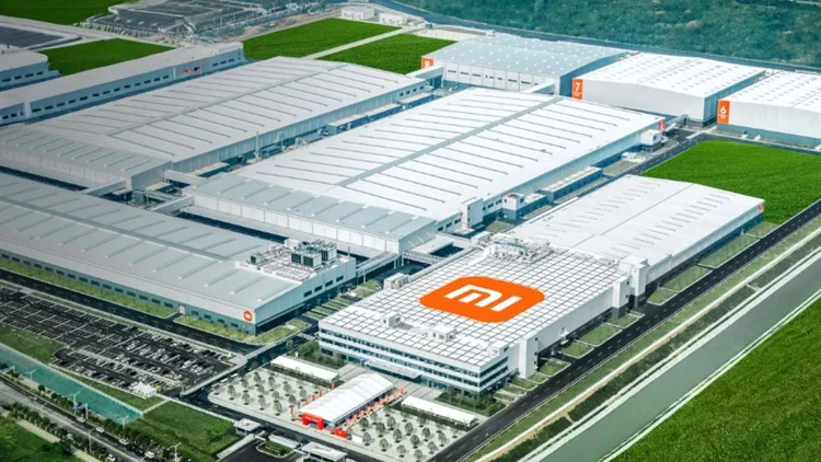 Inside the factory are 161 fully automated robots from Xiaomi.