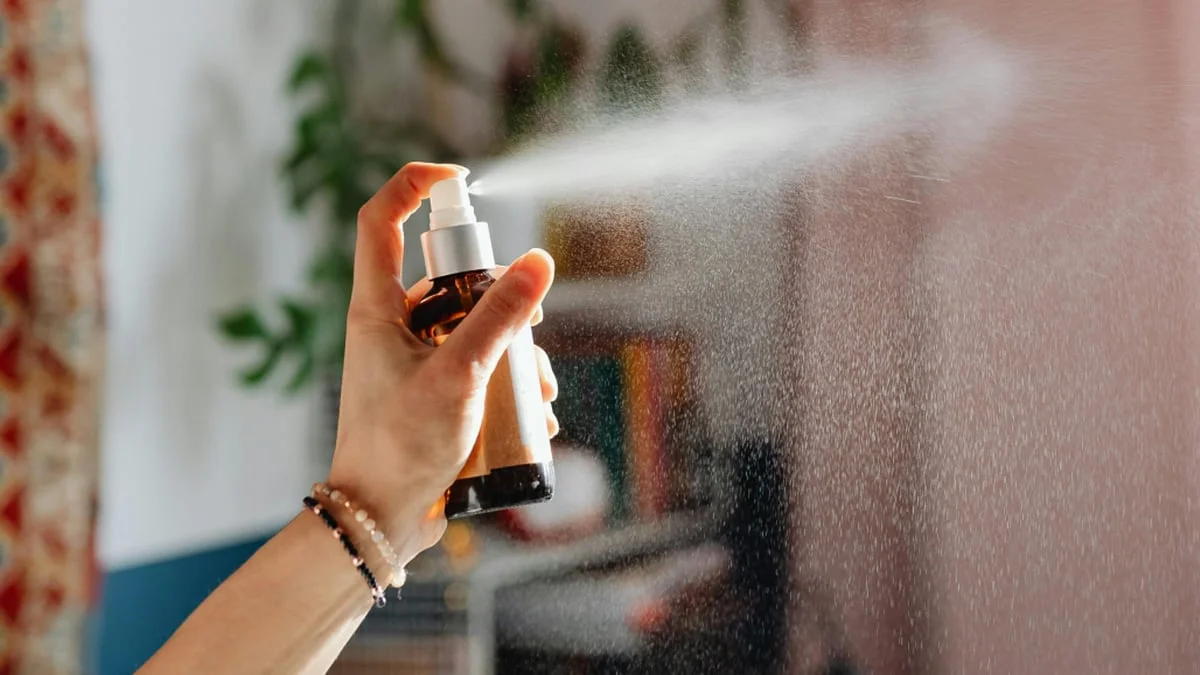 Scientists create sci-fi-like spray that heals wounds in seconds - Dexerto