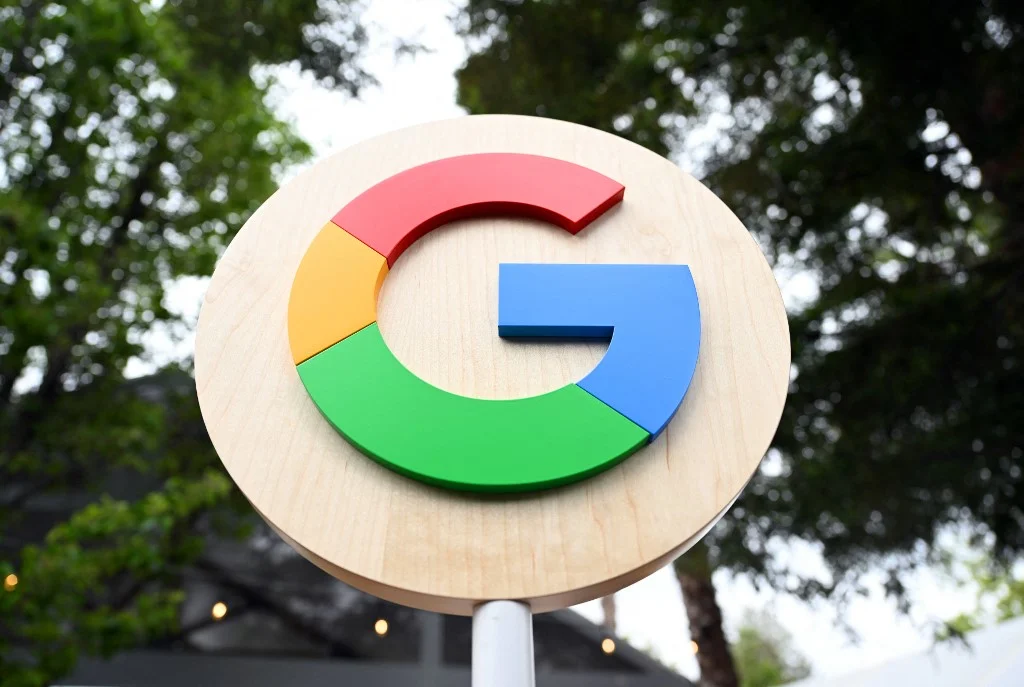 Google's annual revenue tops $400 bn for first time
