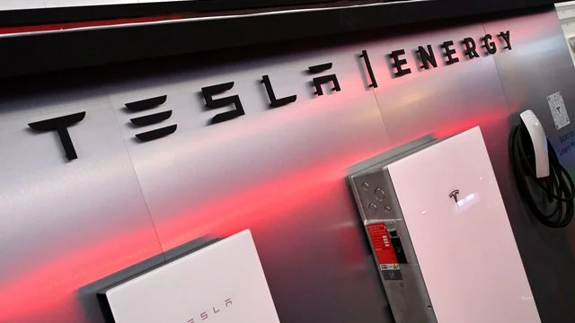 Tesla signs multi-billion dollar battery deal with LG