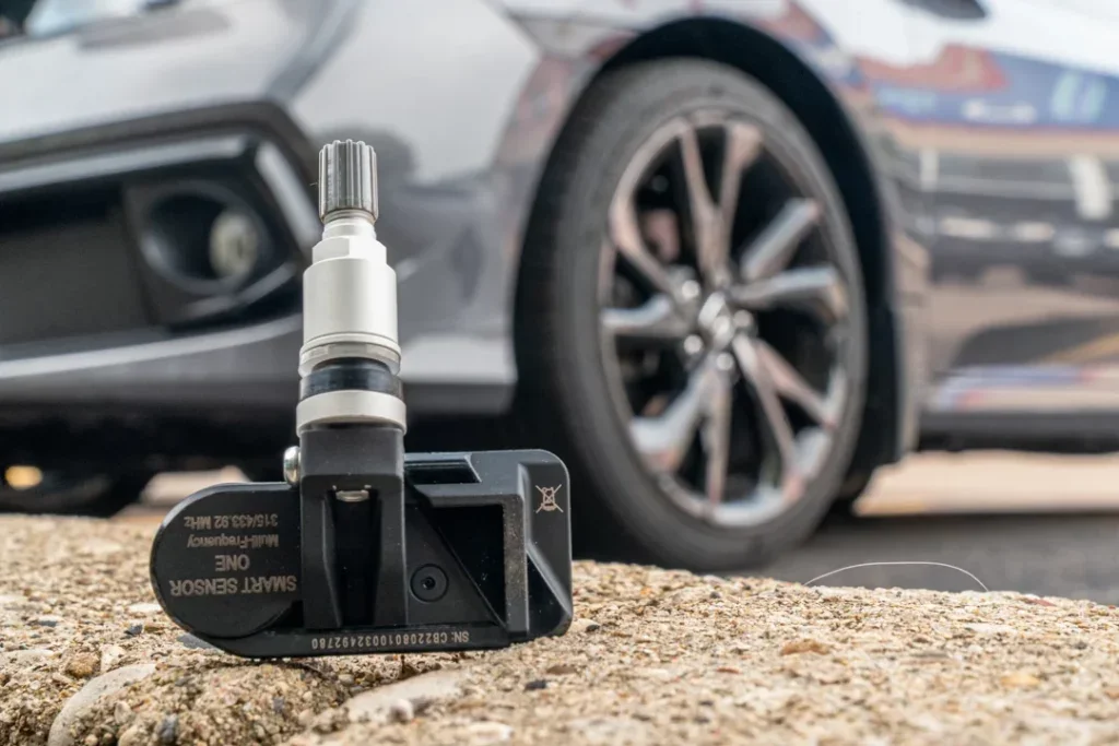 From Sensor to Dashboard: How do tire pressure sensors work? - Tire Reviews, Buying Guide & Interesting Facts - Utires.com